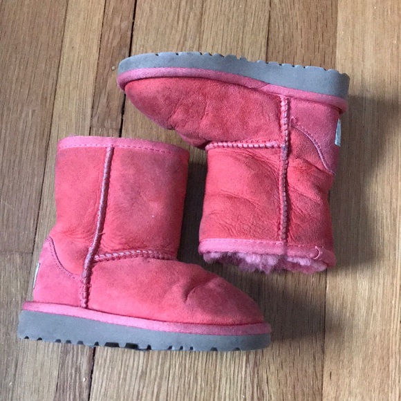 UGG Other - Ugg Classic boots